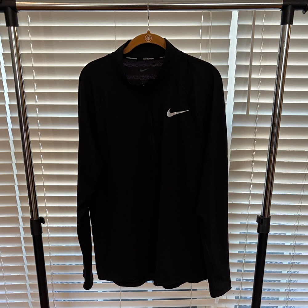 Nike Men's Black Dri fit running pullover 1/2 zip rain
